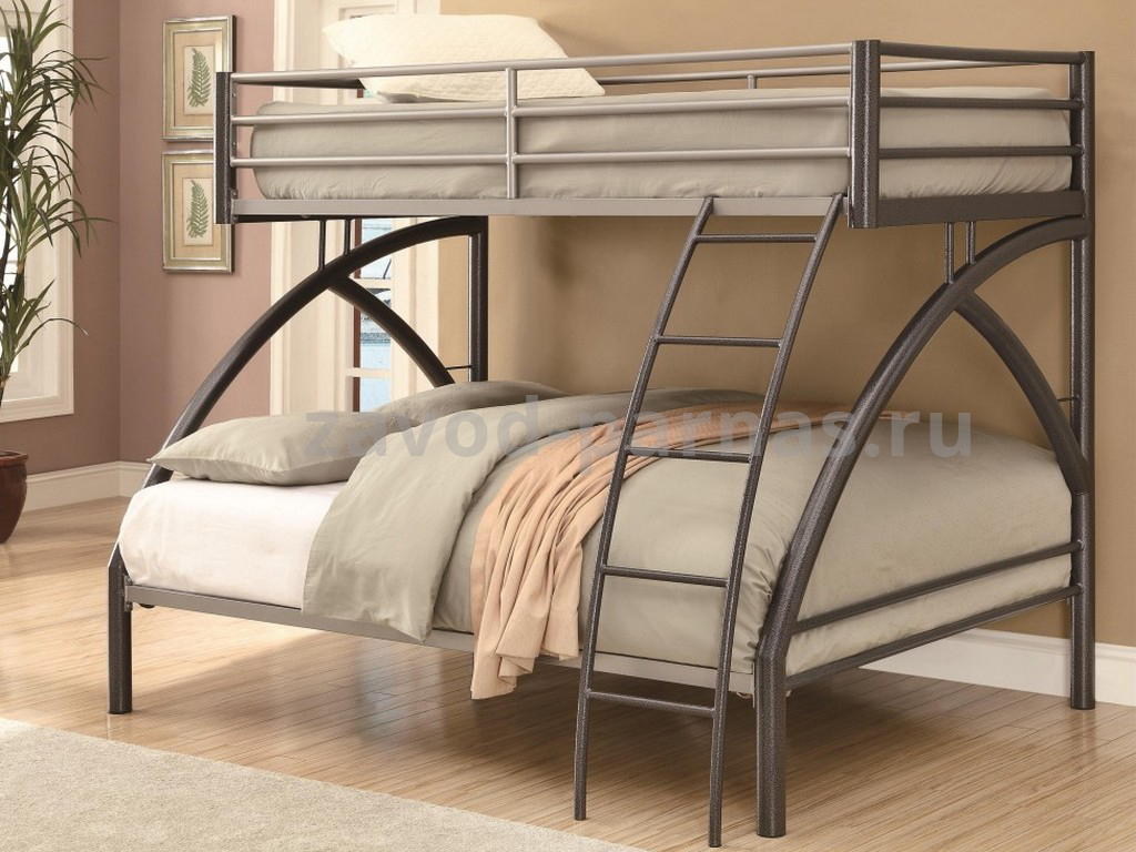 Кровать в лофт стиле из дерева и металла