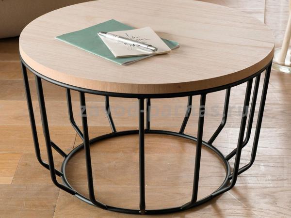 Круглый стол в лофт стиле из дерева и металла
