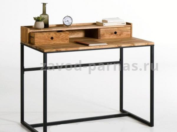 Рабочий стол в стиле лофт из дерева и металла